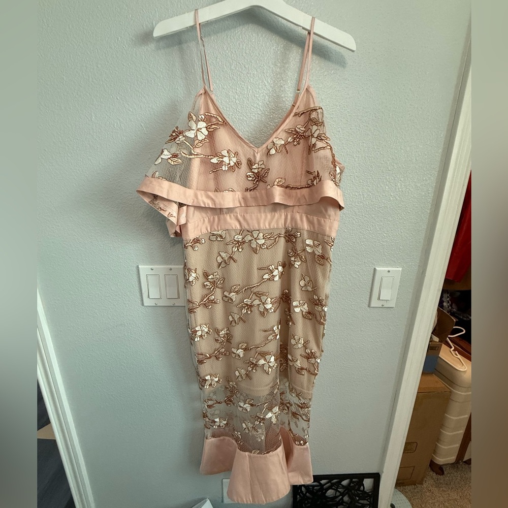 VENUS Blush Floral Embroidered Top